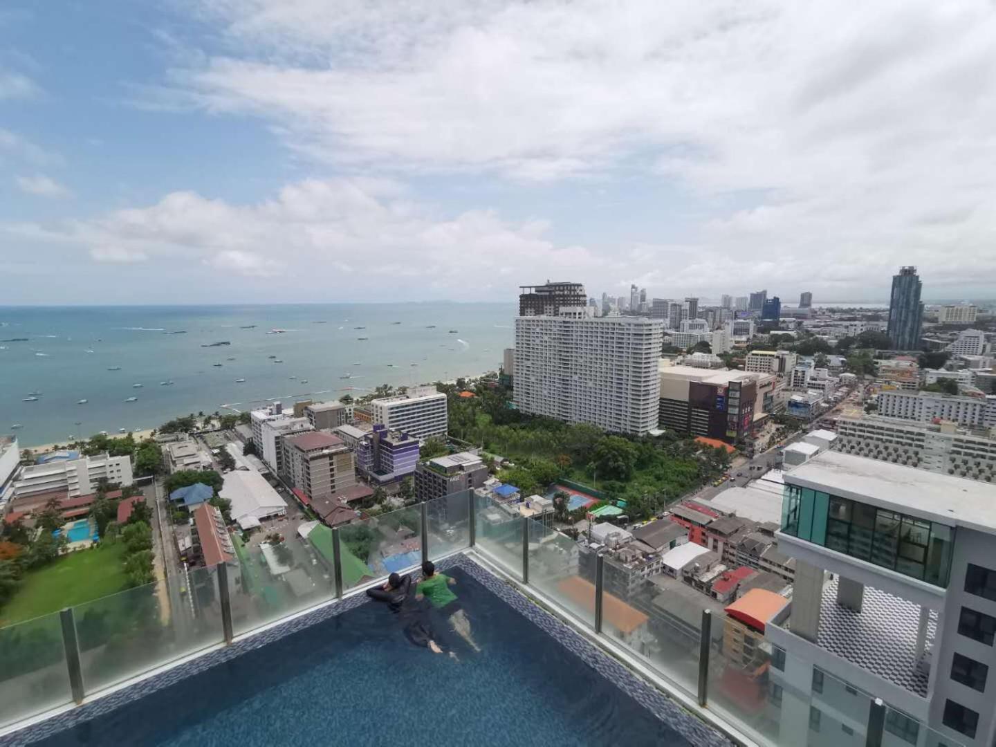 The Base Central Pattaya By Adam Exteriér fotografie